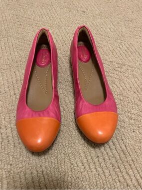 Clarks Women’s Pink and Orange Cap-Toe Ballet Flats